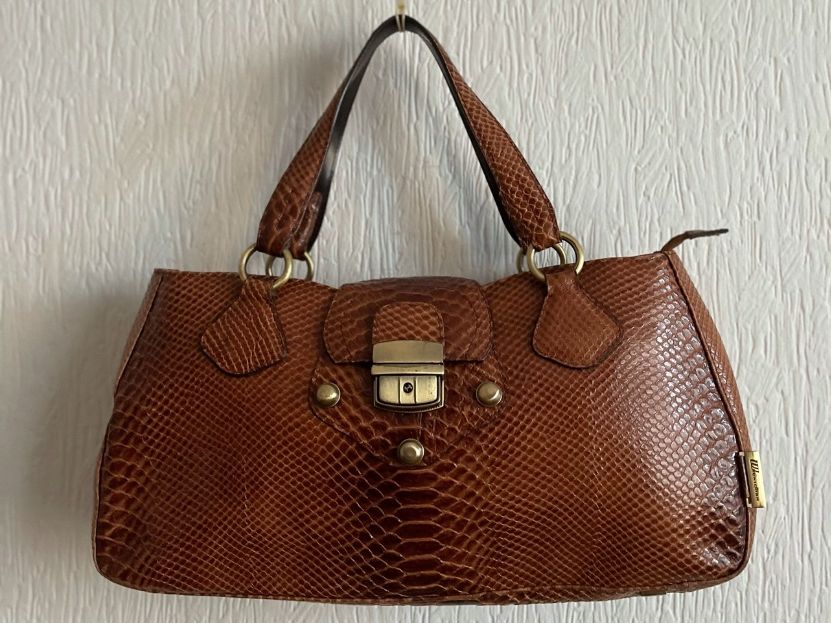 Gucci Borse da donna: UNICORN (IT) /NP430CHF Python Braune Baguette Tasche – Nuovo (secondo la descrizione) da Kölliken venduto da Prscoo