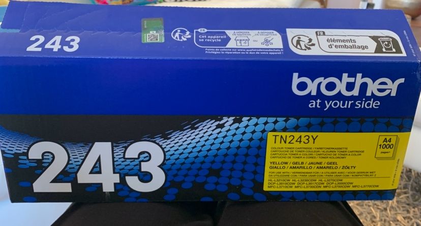 Brother Cartucce per stampanti & toner: Brother Farbtonerkassette Gelb – Nuovo e nell'imballaggio originale da Richterswil venduto da Francescabambi 1