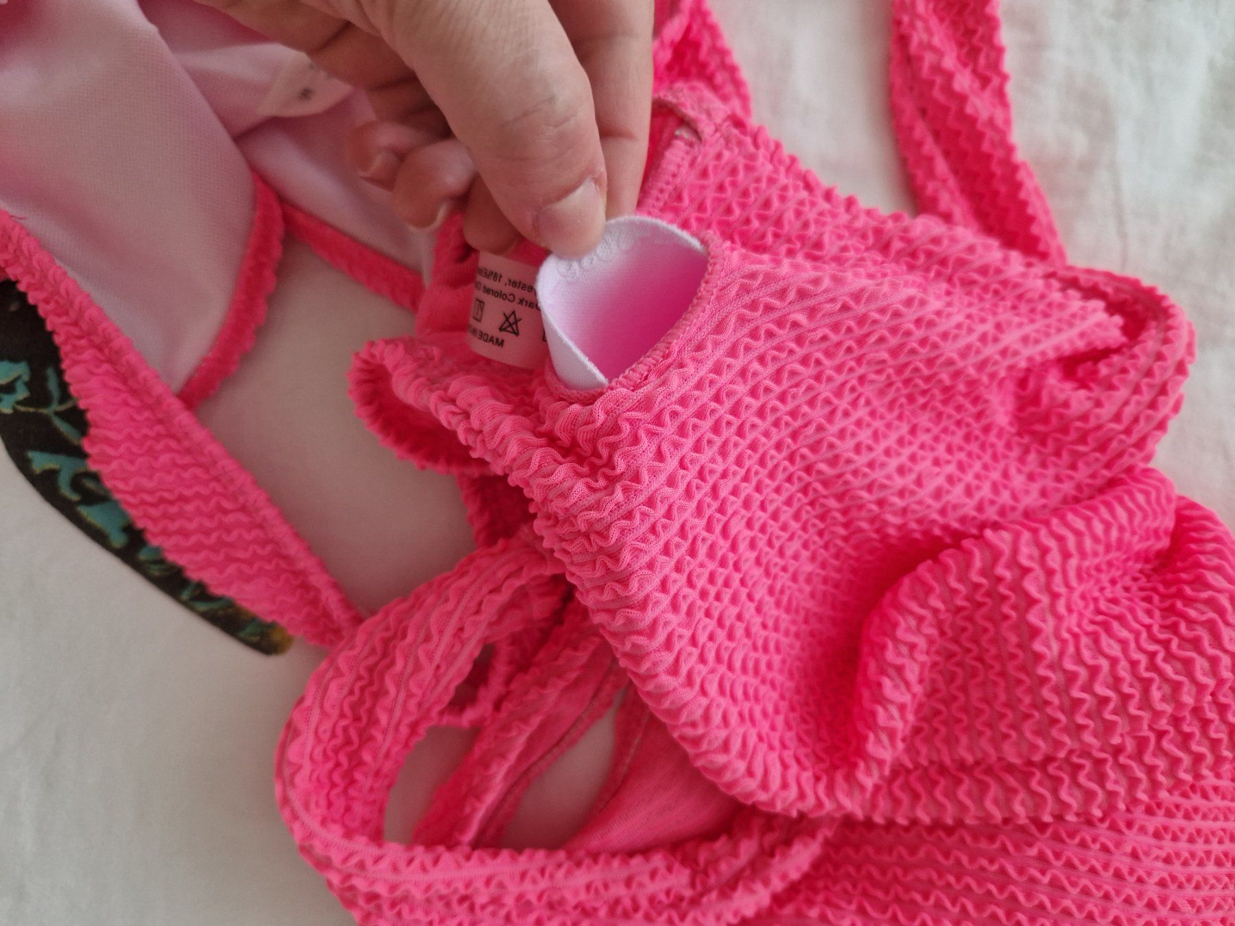 Badekleider & Bikinis: Bikini rosa Gr. M Frottee – Gebraucht aus Erlinsbach SO von ULIKH 7