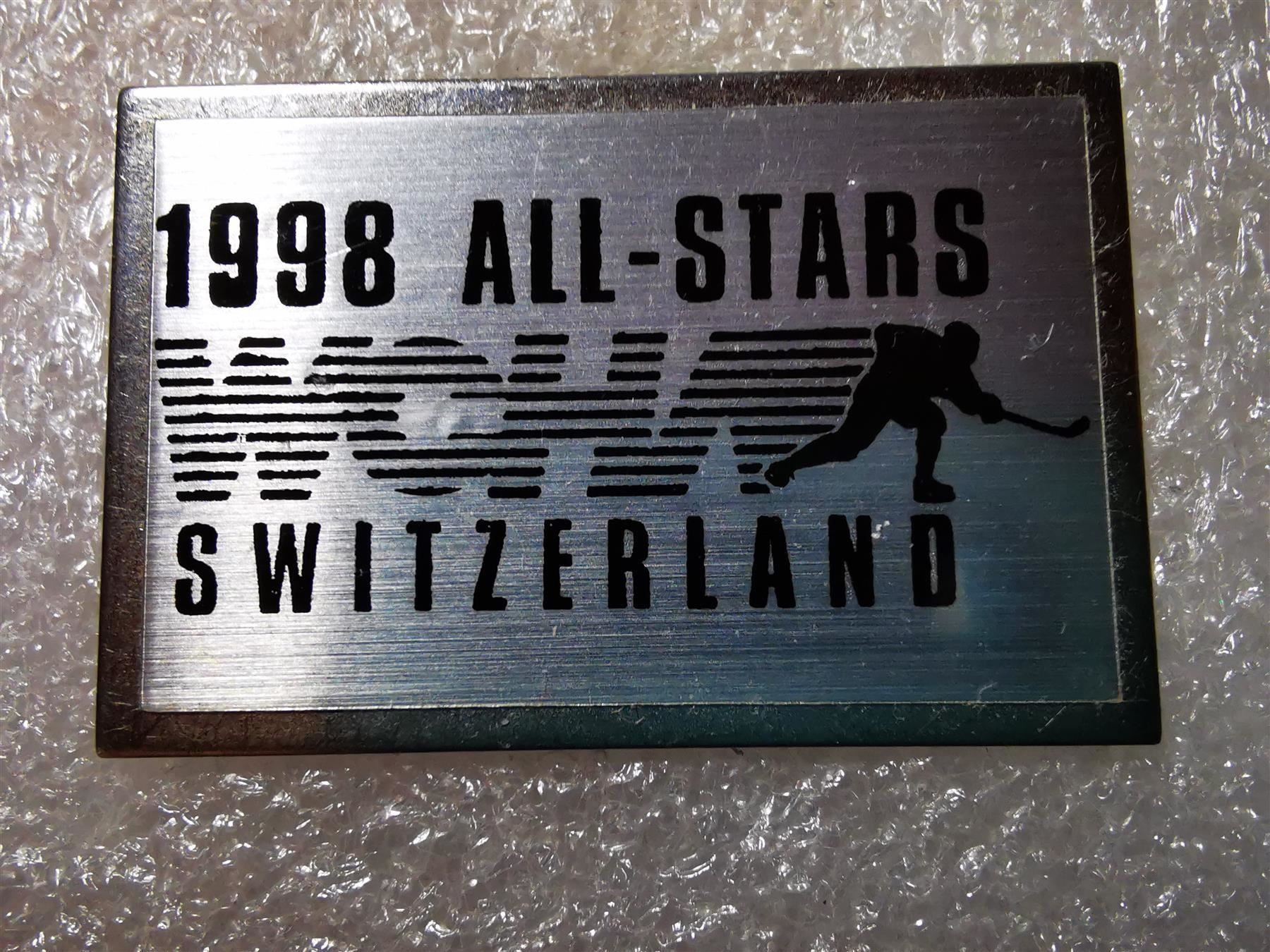 Plaquettes & Badges: Ansteckpin 78: WCHA – D'occasion à Oppligen par Pin-Fall-Shop