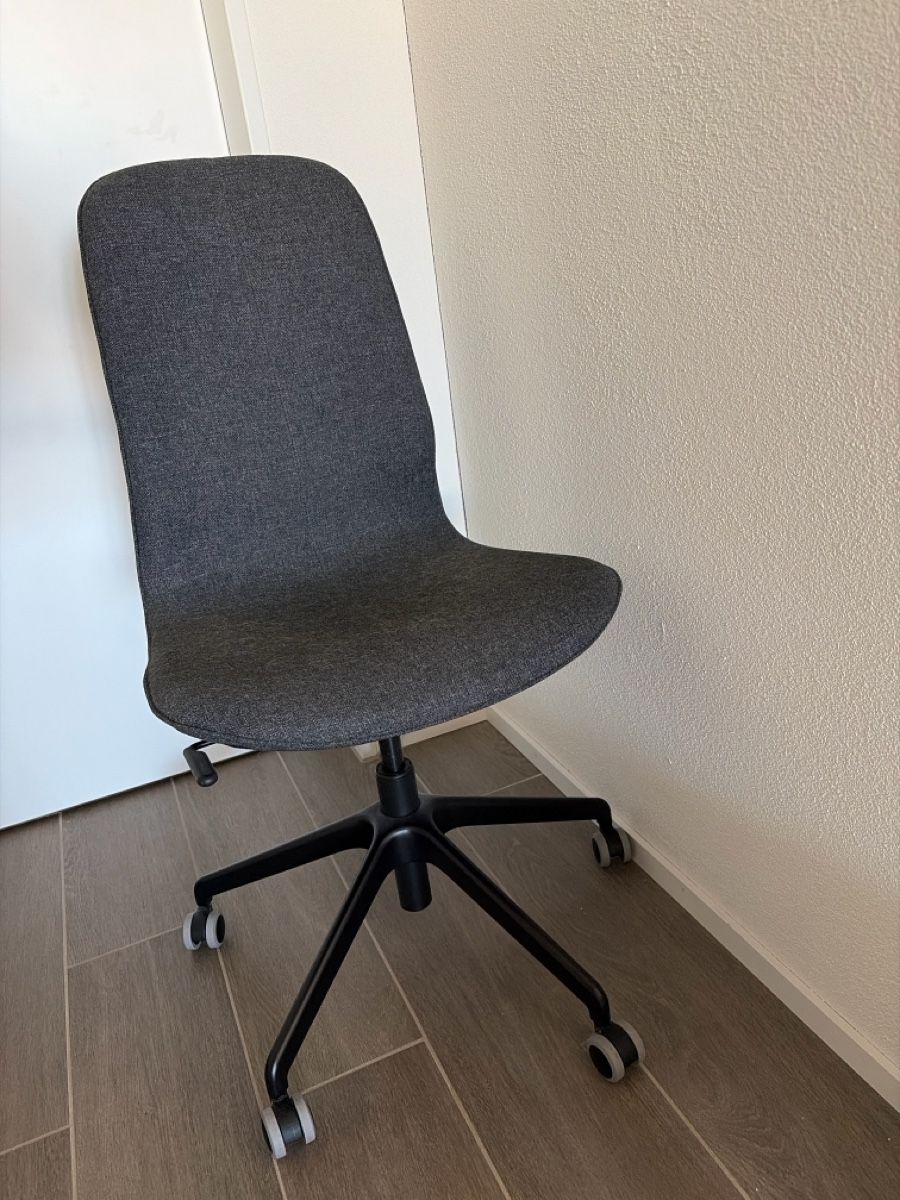 Ikea Chaises: Bürostuhl Stoff grau – D'occasion à Dietlikon par car_t7pd 1