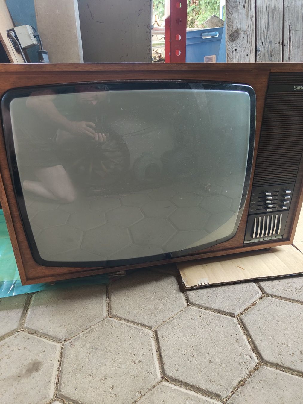 Saba Appareils TV: Farbfernsehen SABA – D'occasion à Belp par mechtron