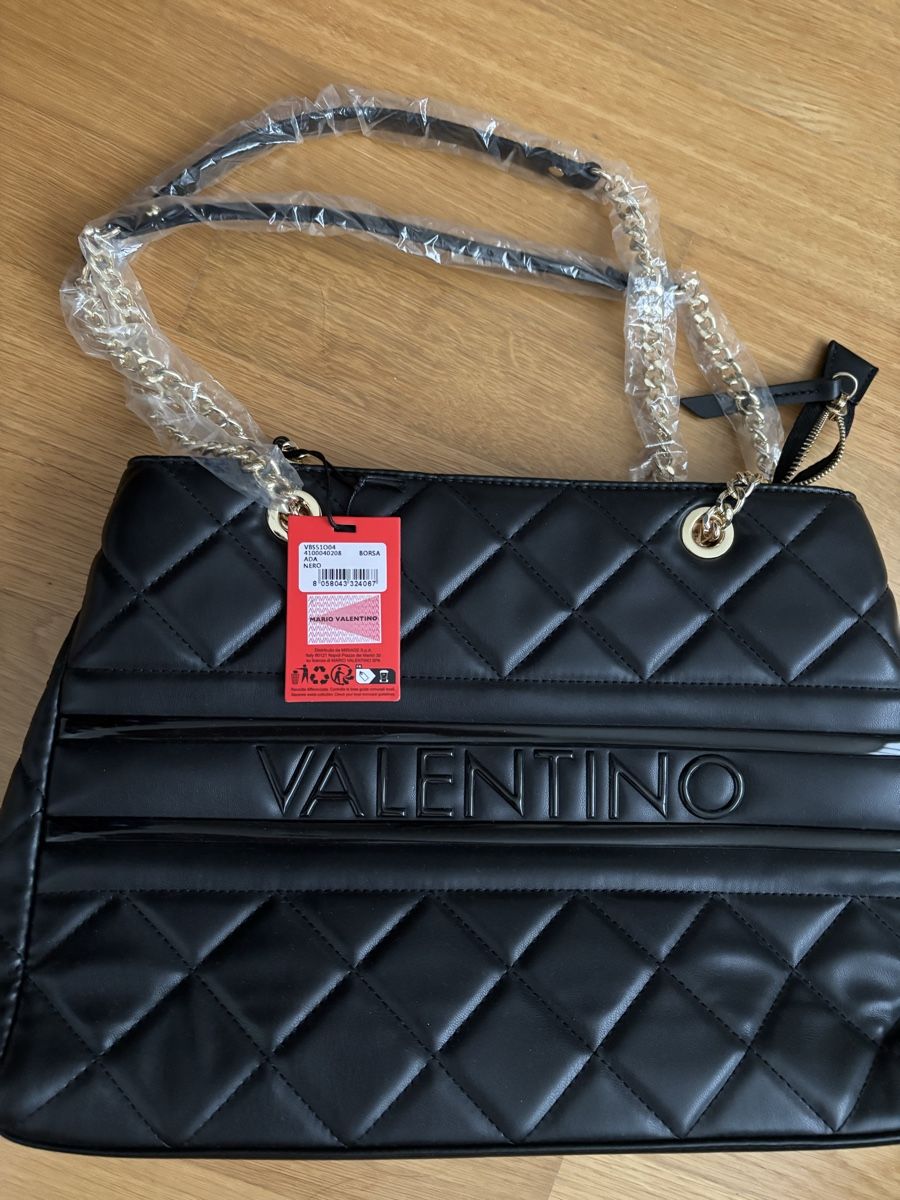 Sacs femmes: Mario Valentino Handbag Black Chain Strap New – Neuf avec emballage d'origine à Thalwil par jos_jfr5 1