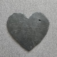 Herz aus Schieferplatte