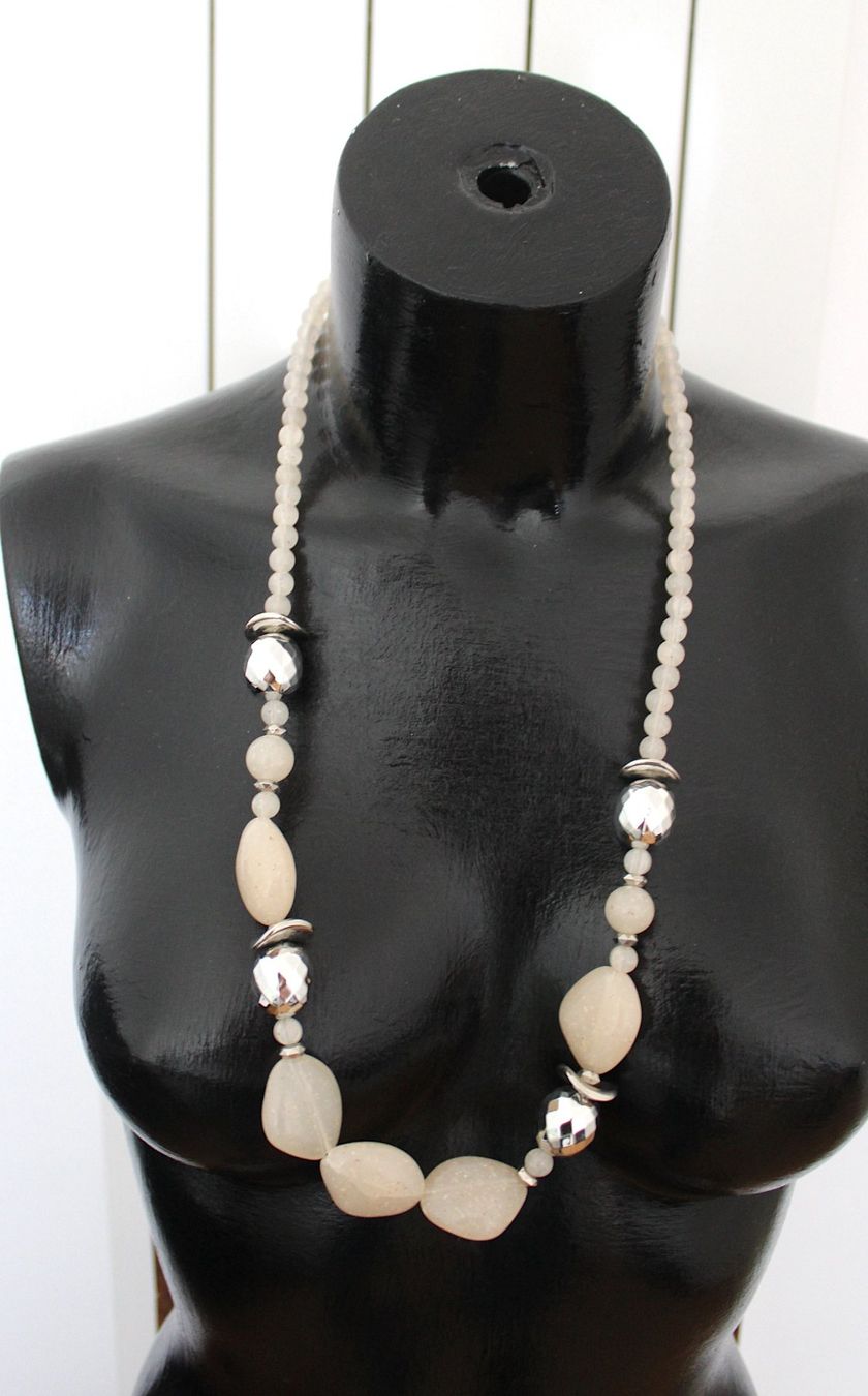 Ketten: Modeschmuck Kette, Länge ca. 37 cm – Gebraucht aus Locarno von madame-tus-sauds 6
