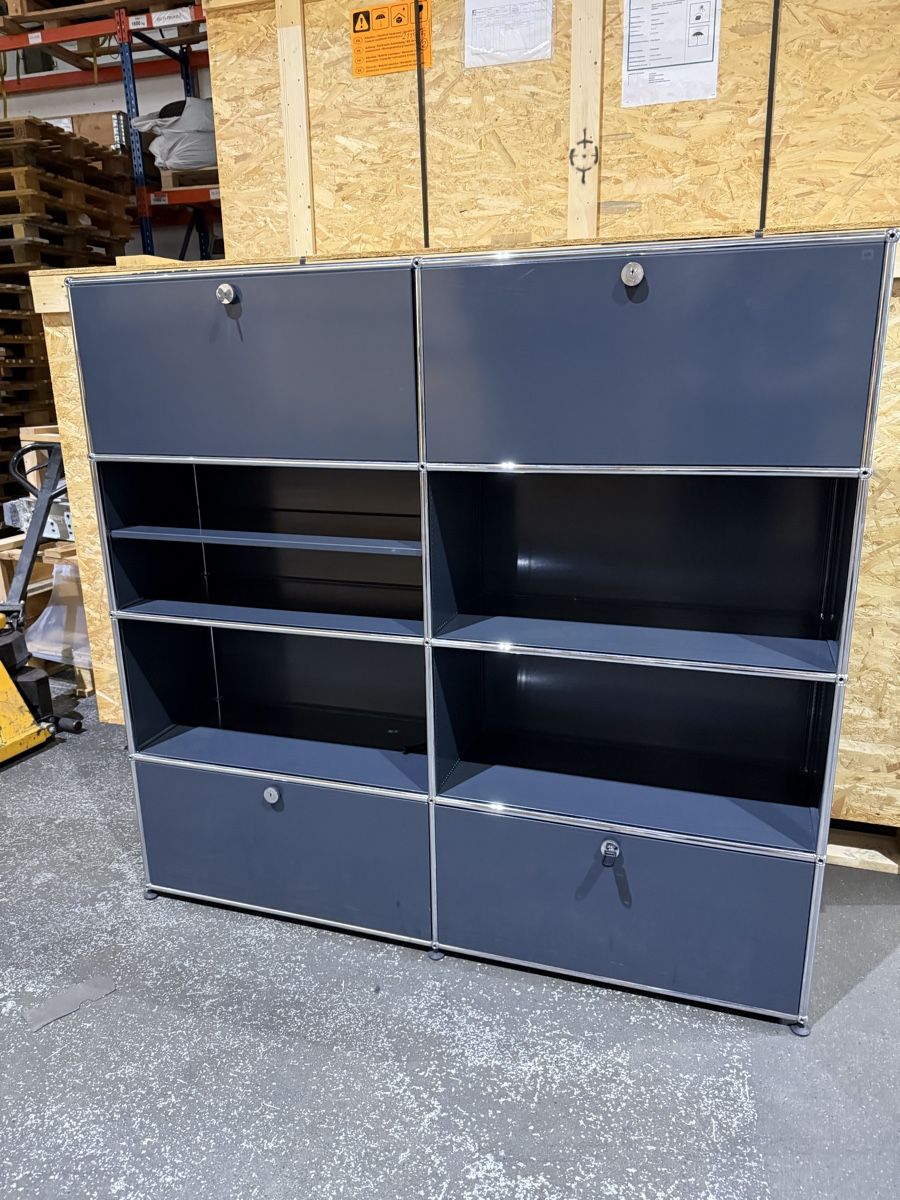 USM Scaffali: USM Haller Sideboard 2x4 Anthrazit Grau Q2 – Usato da Balsthal venduto da Designhaus.Schmitt
