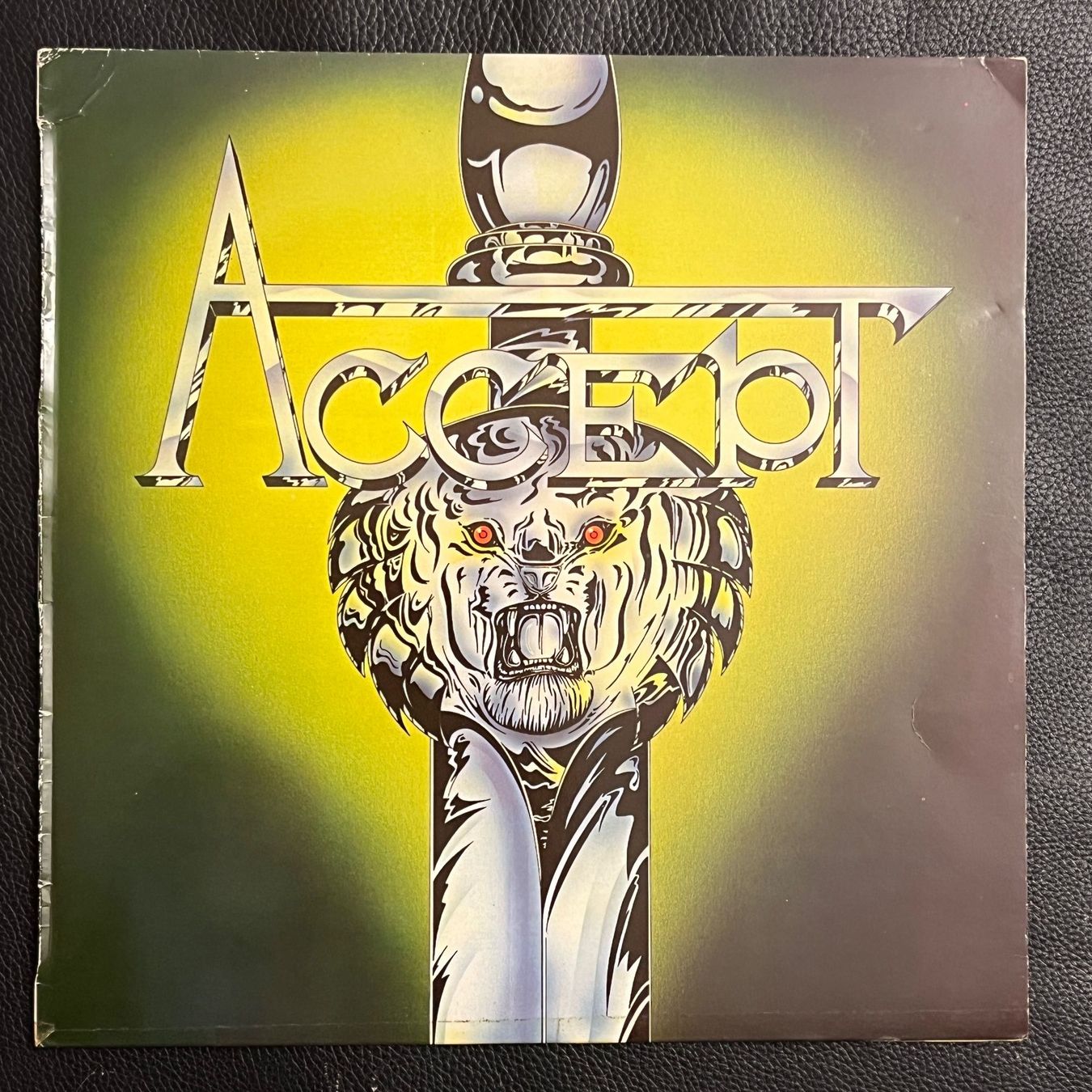 Dischi in vinile: Accept - Accept ("I'm A Rebel")  Vinyl LP – Usato da Lenzburg venduto da sch_lml8