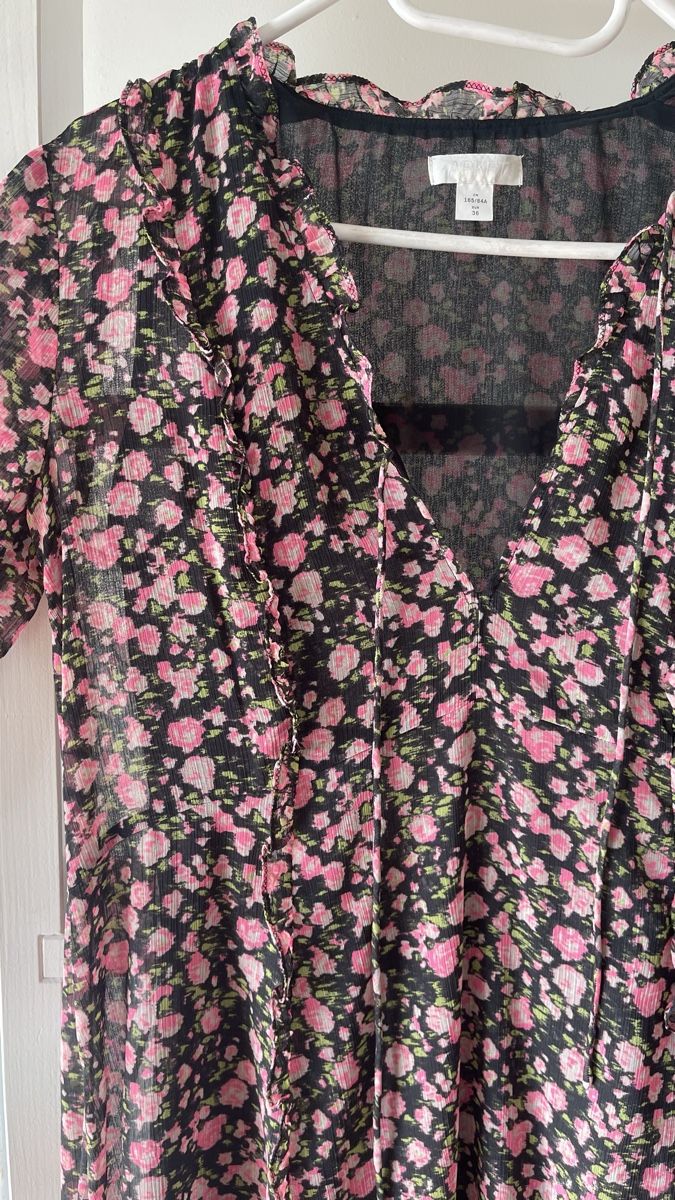 Arket Vestiti: Arket Floral Dress, Size 36 – Nuovo (secondo la descrizione) da zug venduto da Inaar 1