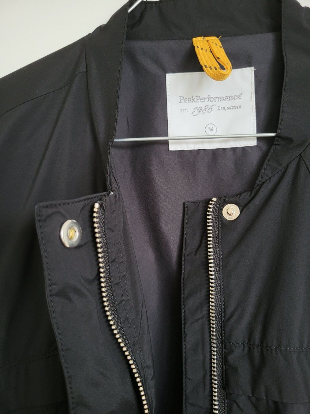 Peak Performance Completi & Tailleur: Peak Performance Damen Trainingsanzug, Gr. M/S - schwarz – Usato da Baar venduto da clar6 2