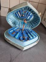 BOÎTE à MUSIQUE, SERVICE de MANUCURE