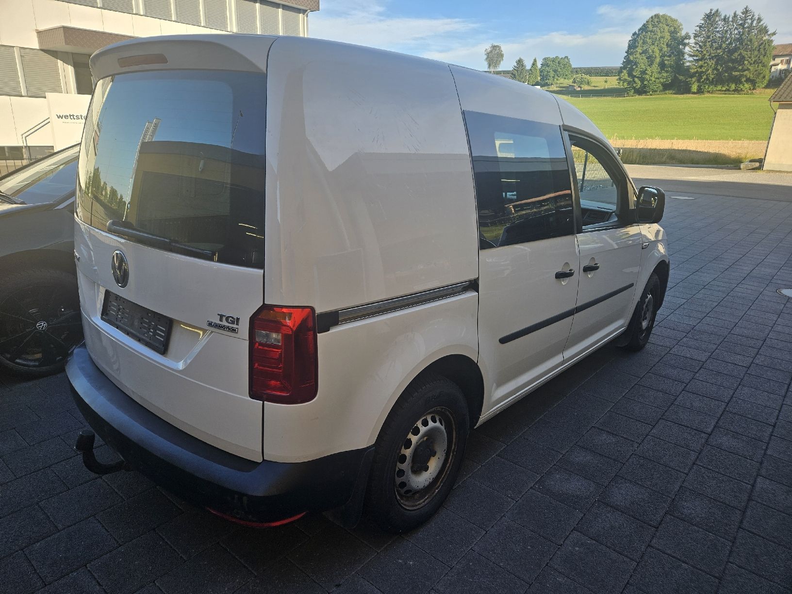 VW Nutzfahrzeuge: VW Caddy 4 Erdgas – Gebraucht aus Riedt.b.Erlen von stopanje 2