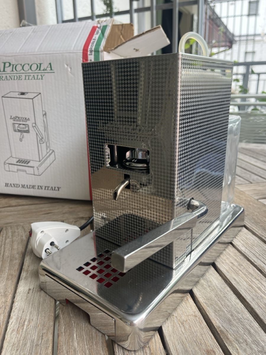 La Piccola Macchine per caffè & Macchine per espresso: La Piccola Esspressomaschine ESE pods – Usato da Meggen venduto da TobeOneS 1