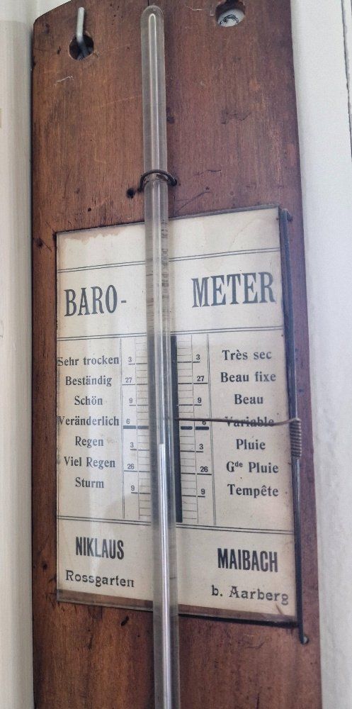Altri elettrodomestici e apparecchi d’epoca: Antiker Barometer 94 cm hoch – Usato da Gerzensee venduto da Neggimann 2