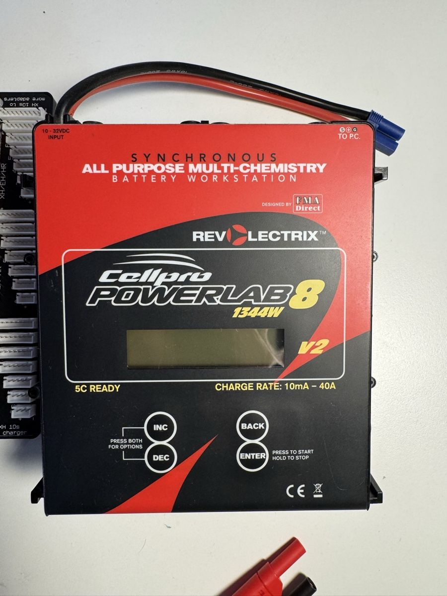 Modellismo RC: Revolectrix Cellpro Powerlab 8 V2 Ladegerät – Usato da Gutenswil venduto da HeliFoto 3