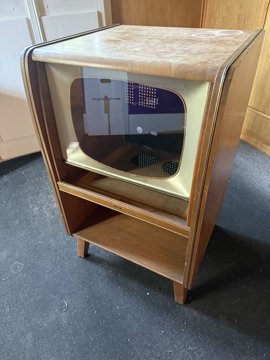TV Möbel: Vintage TV Möbel – Gebraucht aus Horriwil von Carrera68 2