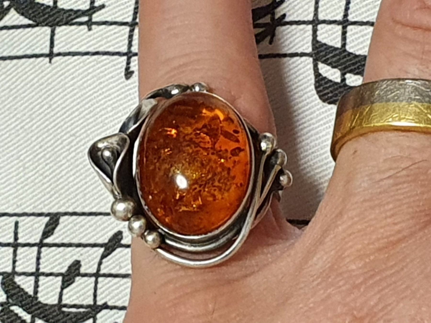 Anelli: Meister-Ring - Älterer Bernstein-Ring in – Usato da Wohlen AG venduto da palmsprings 7
