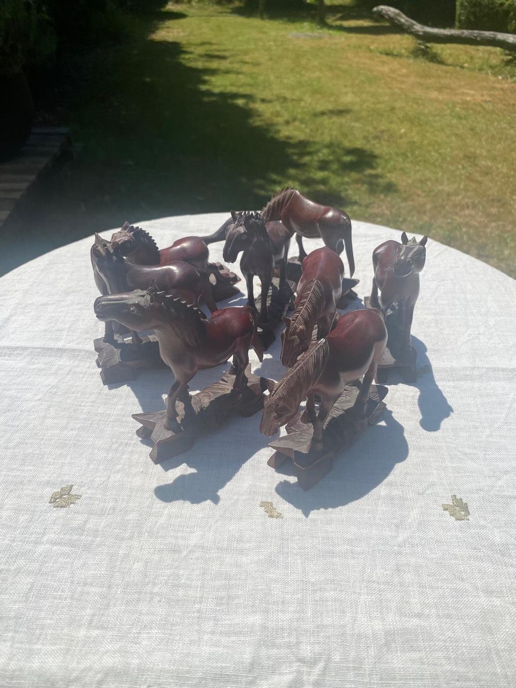 Figurines: Holzpferde handgeschnitzt 8 Stk. – D'occasion à Wettingen par inf_ch9b 2