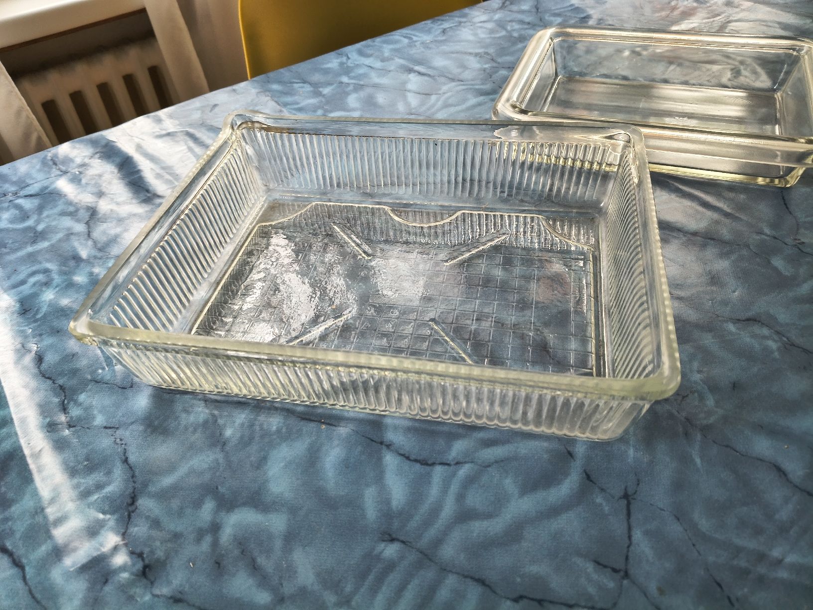 Piatti di portata: Vintage Glass Open Trays - Durable - Stylish – Usato da Zürich venduto da TrainLine 1