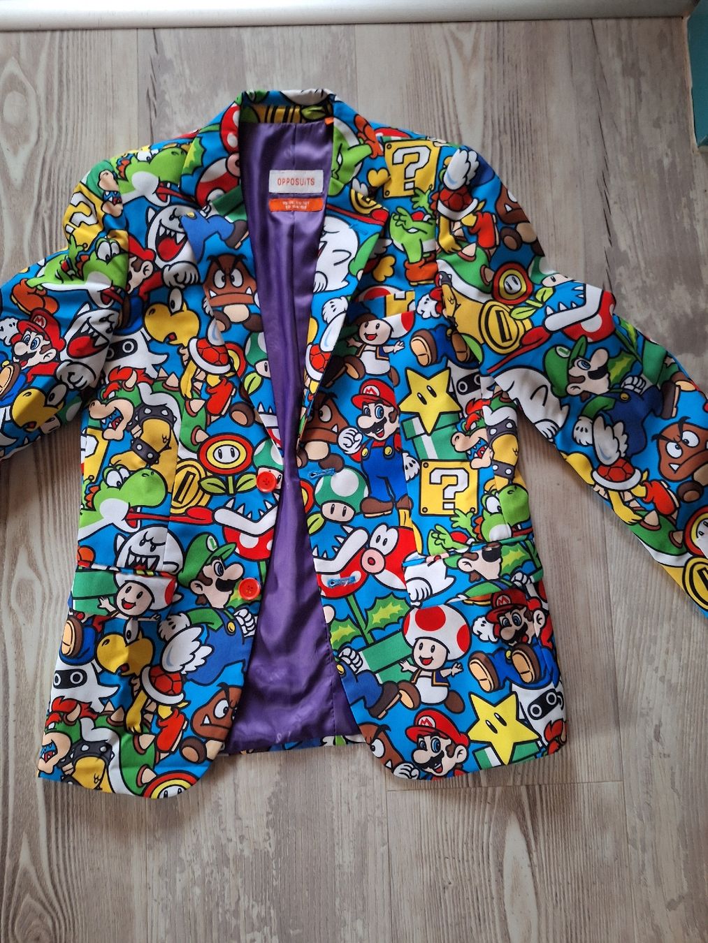 Oppo Completi: Super Mario Anzug Kinder Gr 146 / 152 – Usato da Romanshorn venduto da Msdiamond17 5