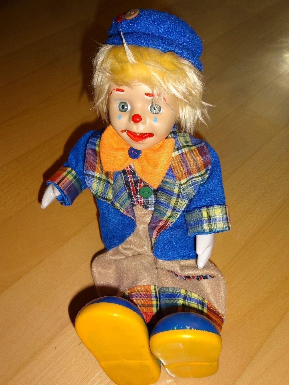 Bambole: Spieldose Clown / Penner – Nuovo (secondo la descrizione) da Bassersdorf venduto da Brilliance