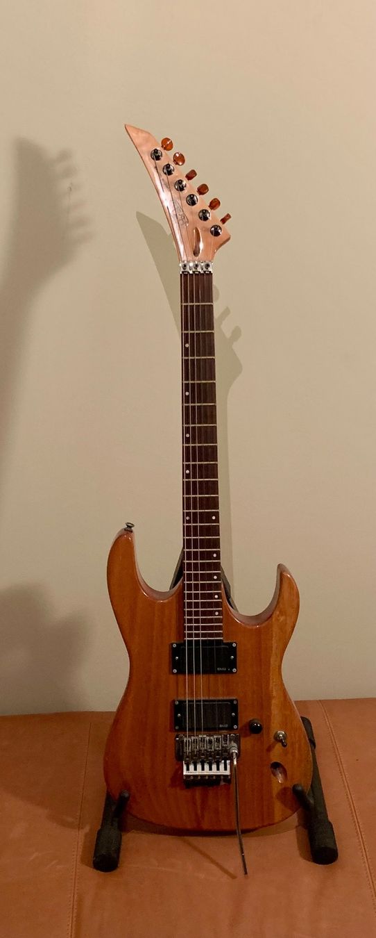 Strumenti musicali: Porizka Custom Made – Usato da Zürich venduto da Fieber