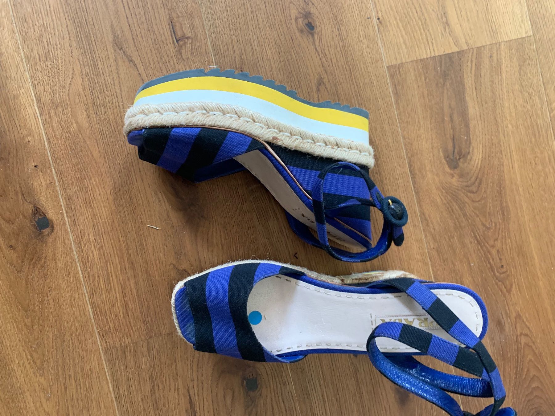 Scarpe da donna: Prada – Usato da Wald ZH venduto da ivor 2