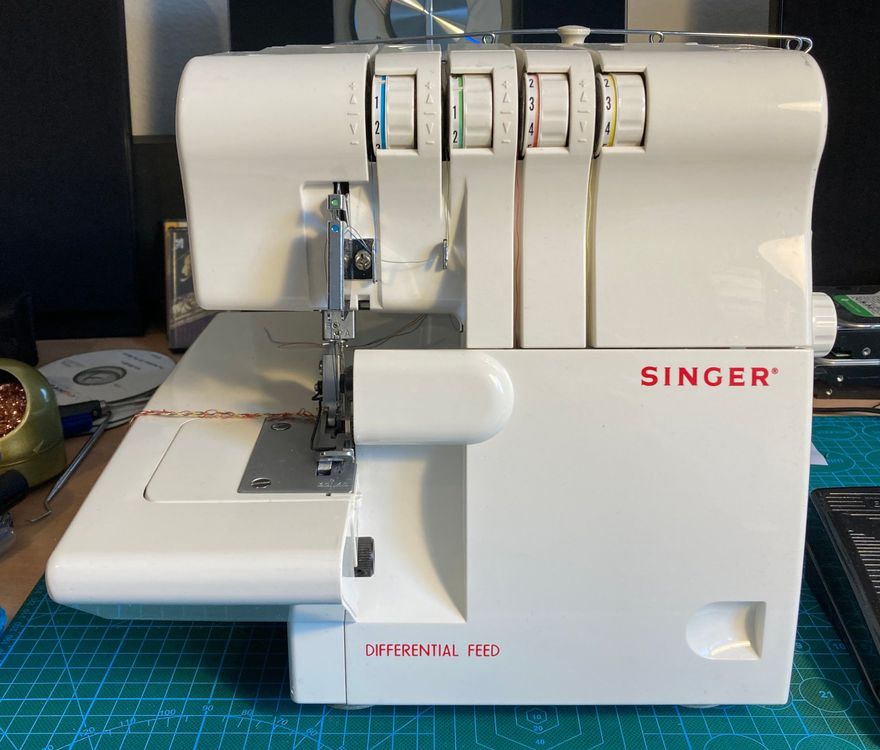 Surjeteuse/Serger/Overlock Singer 14SH654 | Kaufen auf Ricardo