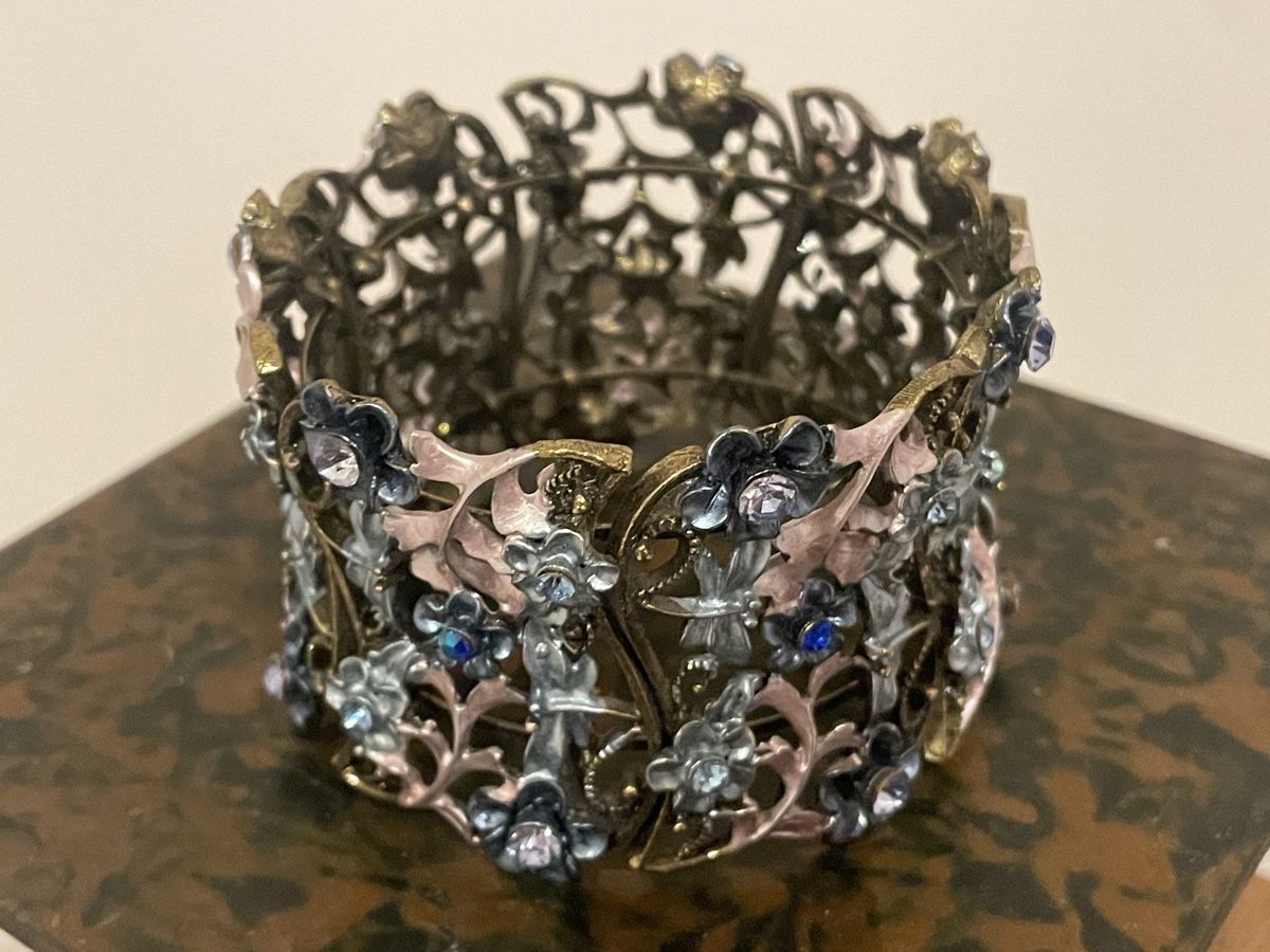 Bracciali & Braccialetti: Vintage Armband Blümchen-Design mit Strasssteinen – Usato da Volketswil venduto da rubin74 1