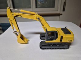 Komatsu PC 210