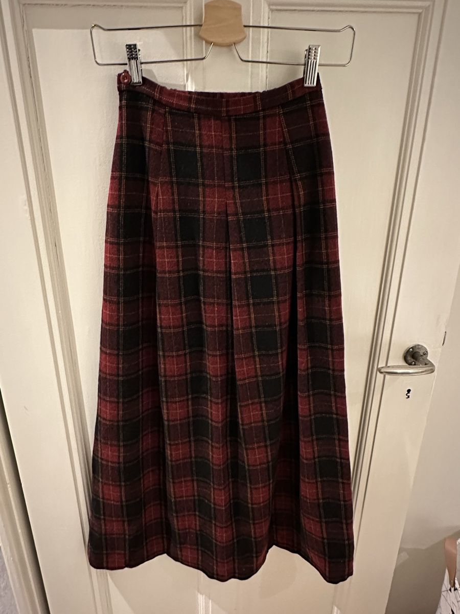 Gonne: Vintage checkered wool skirt – Usato da Genève venduto da gra_xlk7