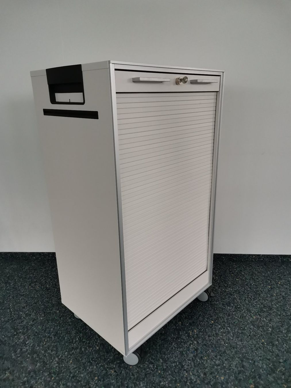 Banconi: Rollcontainer Desksharing Möbel Homeoffice Lösung Rollcaddy – Usato da Emmenbrücke venduto da Plan-C-Liquidationen