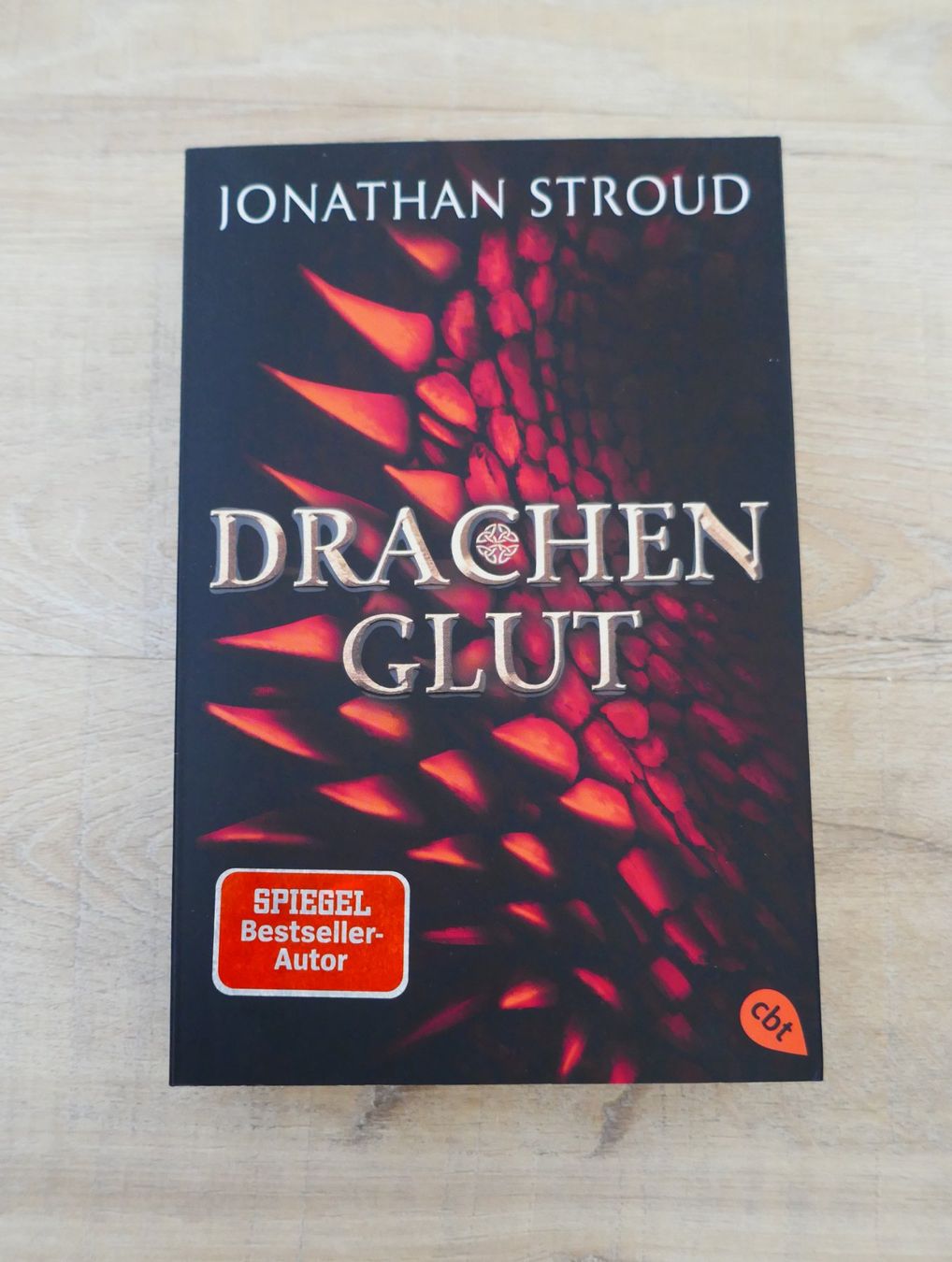 Libri: Drachenglut von Jonathan Stroud – Usato da Port venduto da uzuku