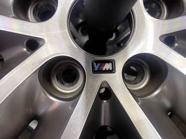 BMW M Doppelspeichen-Felgen 18" mit Sommerreifen