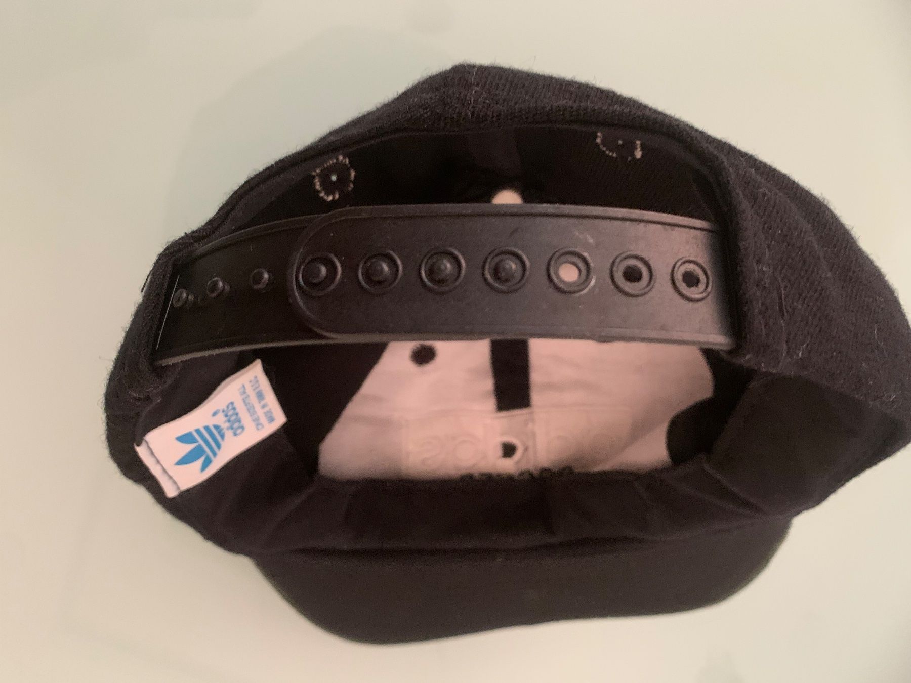 Adidas Copricapi, berretti & cappellini: Casquette années 90 vintage – Usato da Neuchâtel venduto da Aquila99 4