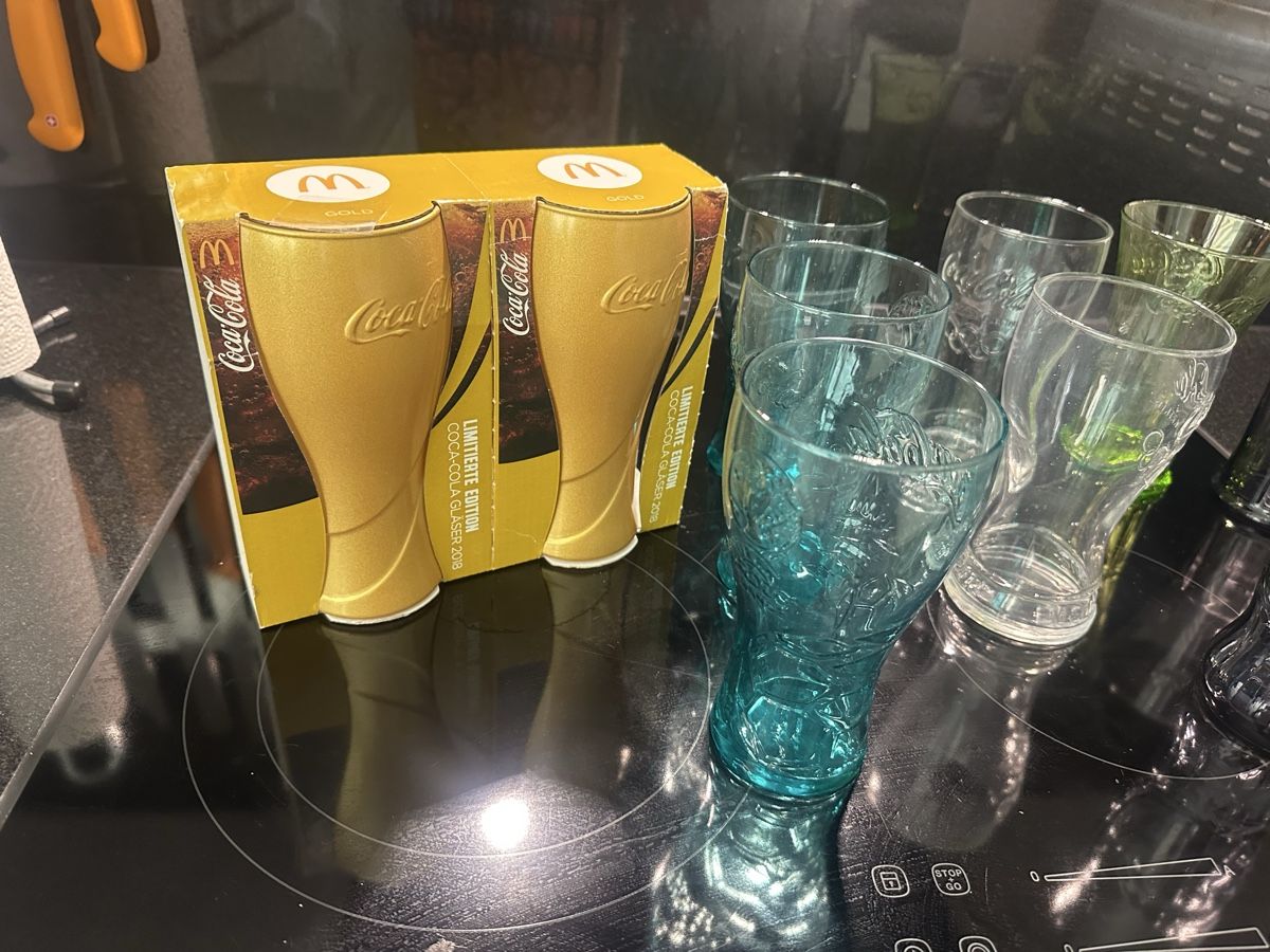 Bicchieri: Coca Cola Glässer Sammlung 11 Stück  – Usato da Altendorf venduto da Quietwater 5