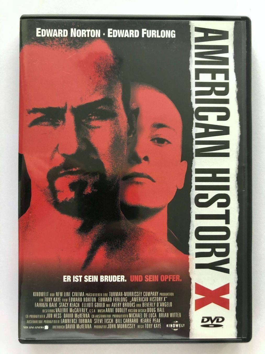 Tutti i DVDs: DVD - American History X – Usato da Zürich venduto da T_H_O_M_A_S