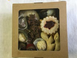 ;-)Food / Guetzli Box Take Away Neu(-;