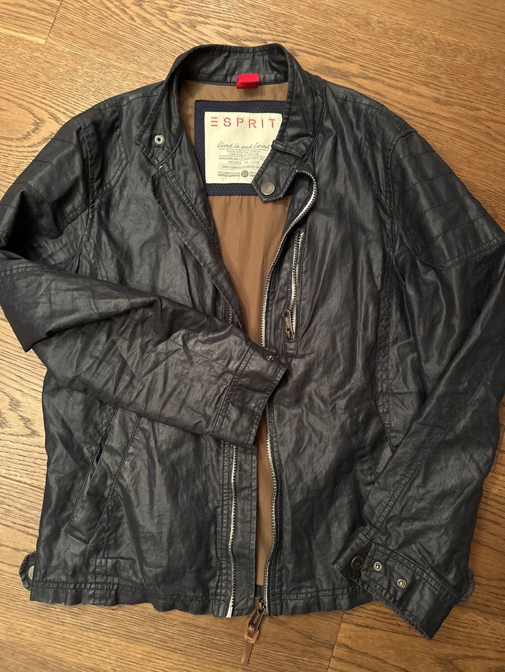 Esprit Giacche: BLACK FAUX LEATHER JACKET – Usato da Mettmenstetten venduto da Salo- 2