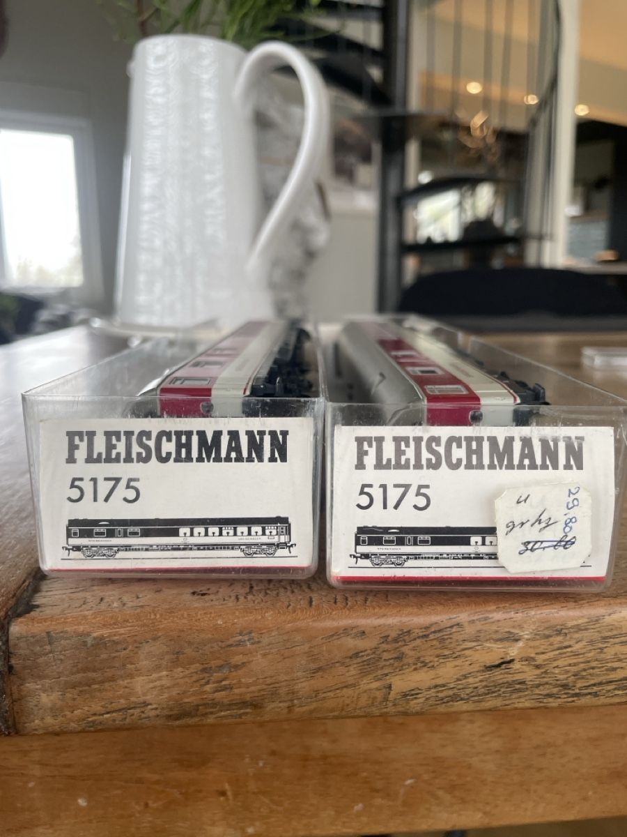 Fleischmann Modellini di ferrovie: Personenwagen Fleischmann 5175 – Usato da Heiligenschwendi venduto da Mike73 2