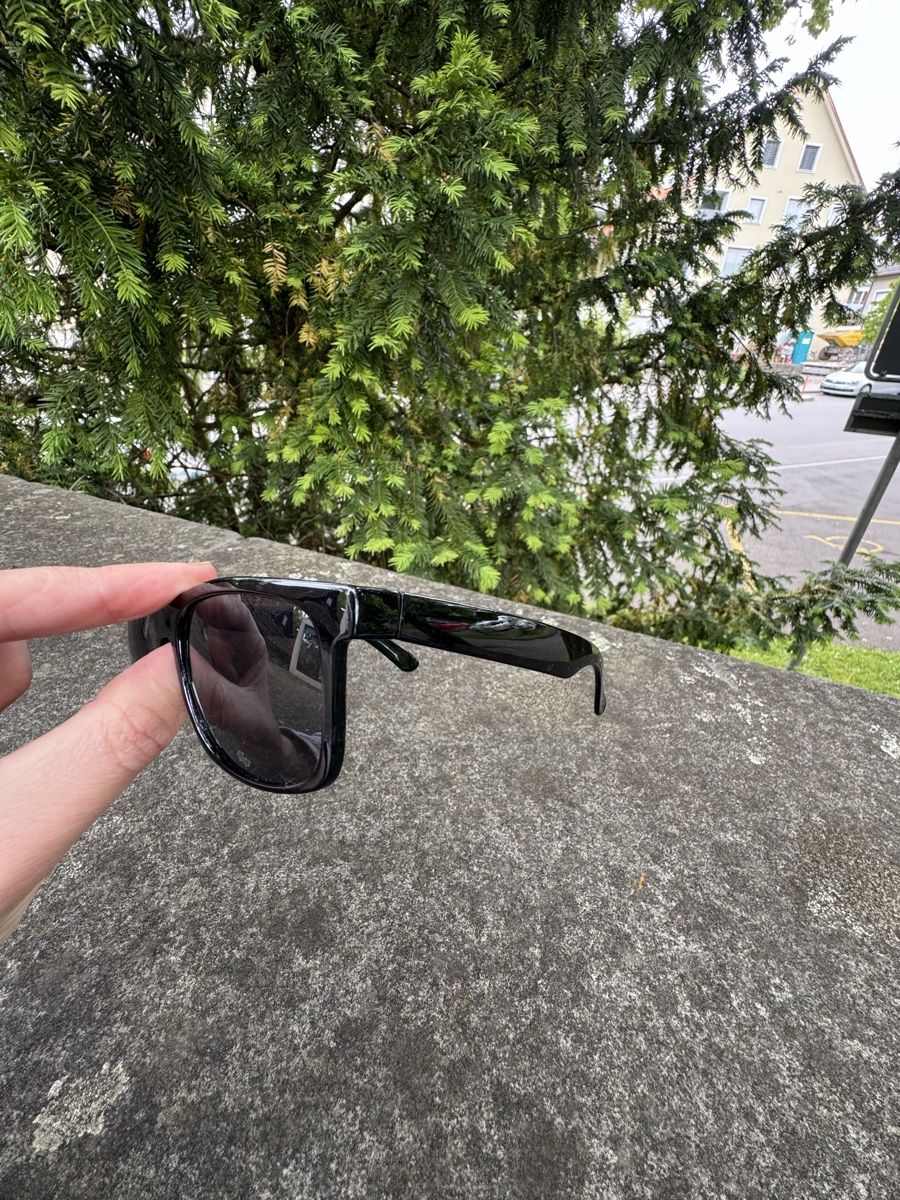 H&M Occhiali & Lenti: H&M Cat Eye Sunglasses Black Vintage – Usato da Effretikon venduto da rus_2l2p 4