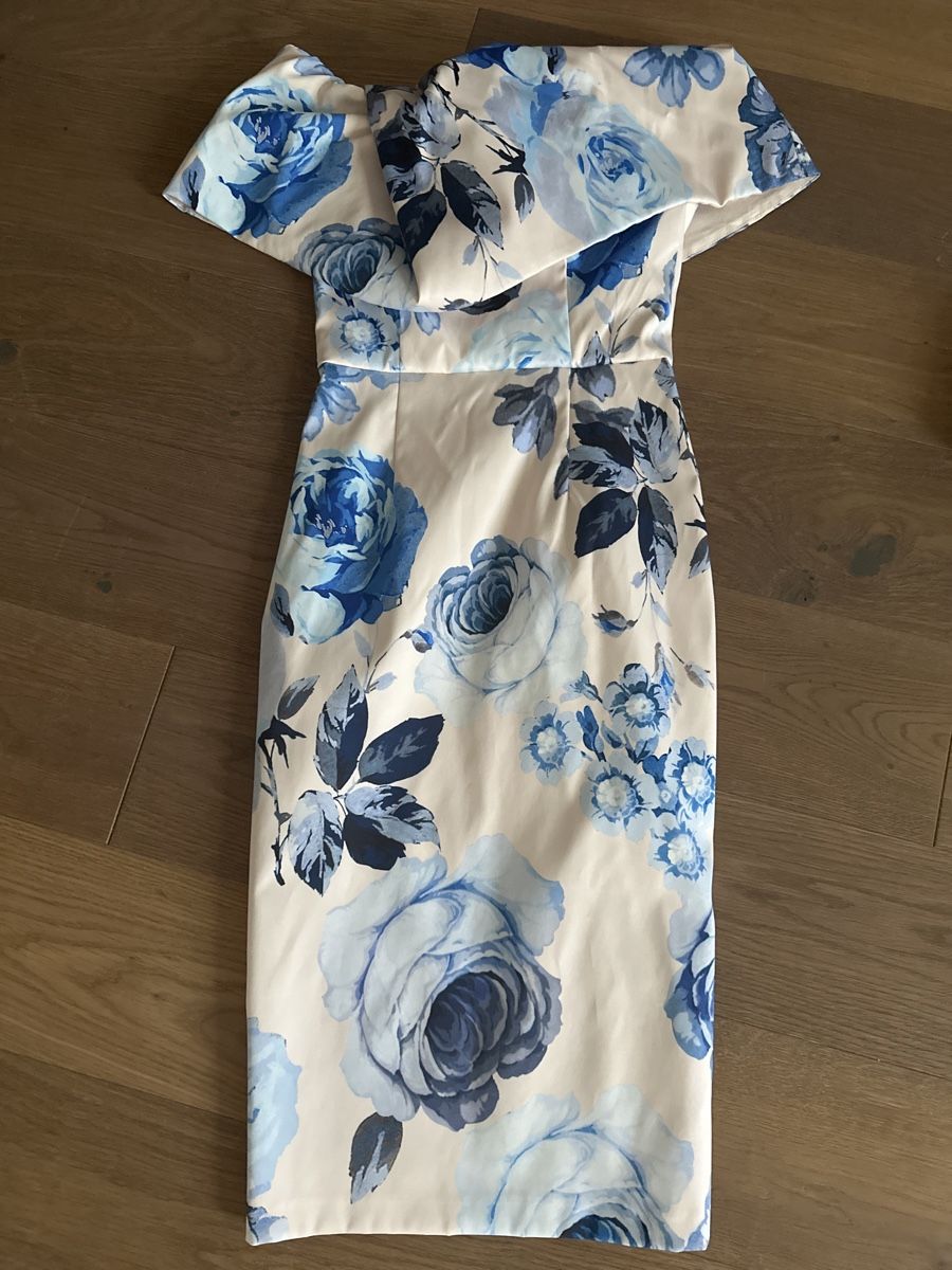 Asos Vestiti: Asos Blumenkleid, Etuikleid, festlich – Usato da Liestal venduto da ell_6xc7 2