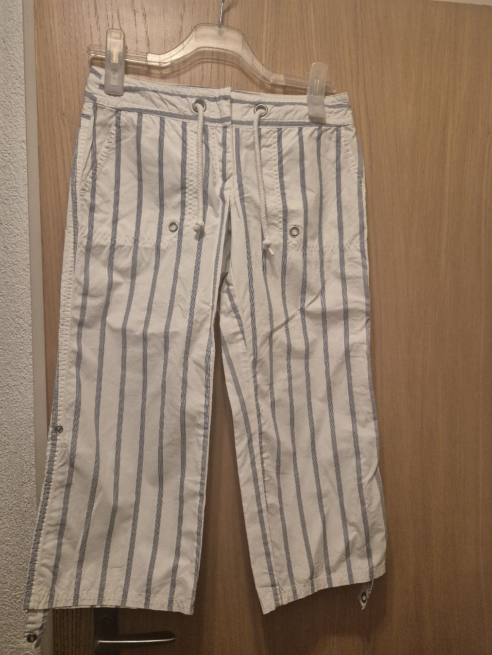 H&M Pantaloni: hose – Usato da Pfaffnau venduto da gologoldun1953