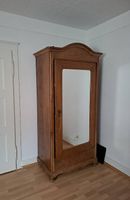 Kleiderschrank 