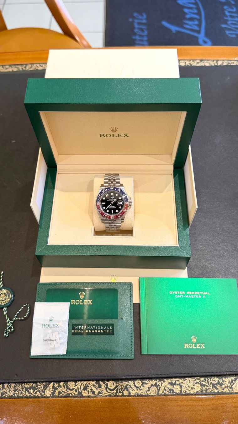 Rolex Orologi: Rolex Gmt-Master 2 / Pepsi / Full Set – Usato da Nyon venduto da Lunas_Watches 4