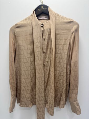 Valentino blouse, Beige, Size 38 Logo Pattern Silk, new!