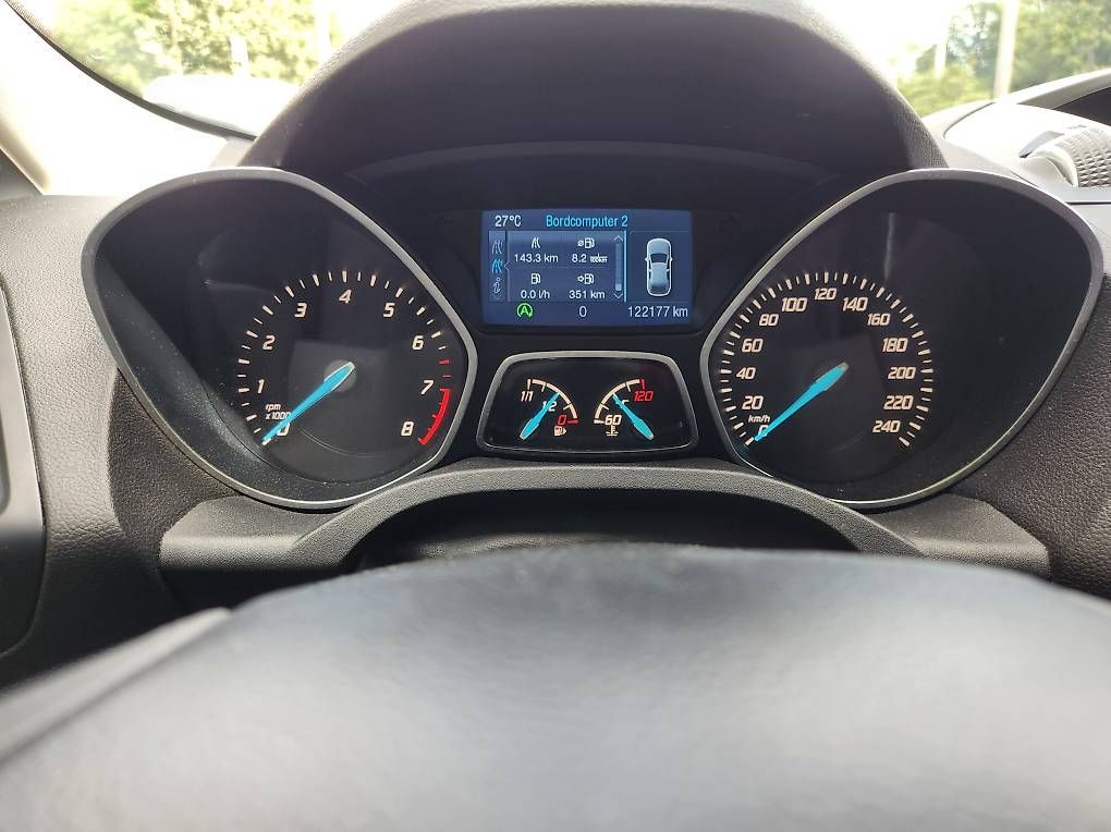 Automobili: Verkaufe Ford Kuga – Usato da Schaffhausen venduto da Stasilja12 2