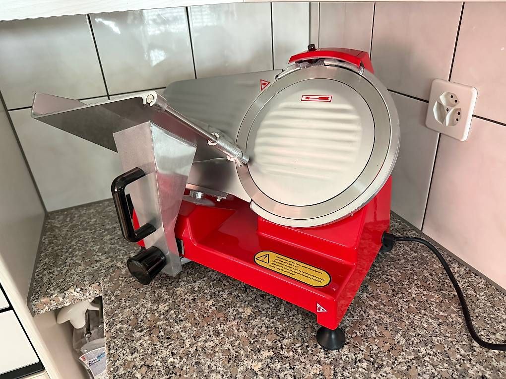 Küchengeräte: AUFSCHNITTMASCHINE NEU PROFI – Neu und originalverpackt aus Winterthur von Vito556 2