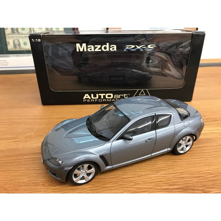 MAZDA RX 8 1/18 -AUTOart PERFORMANCE EDITION (Neu und originalverpackt ...