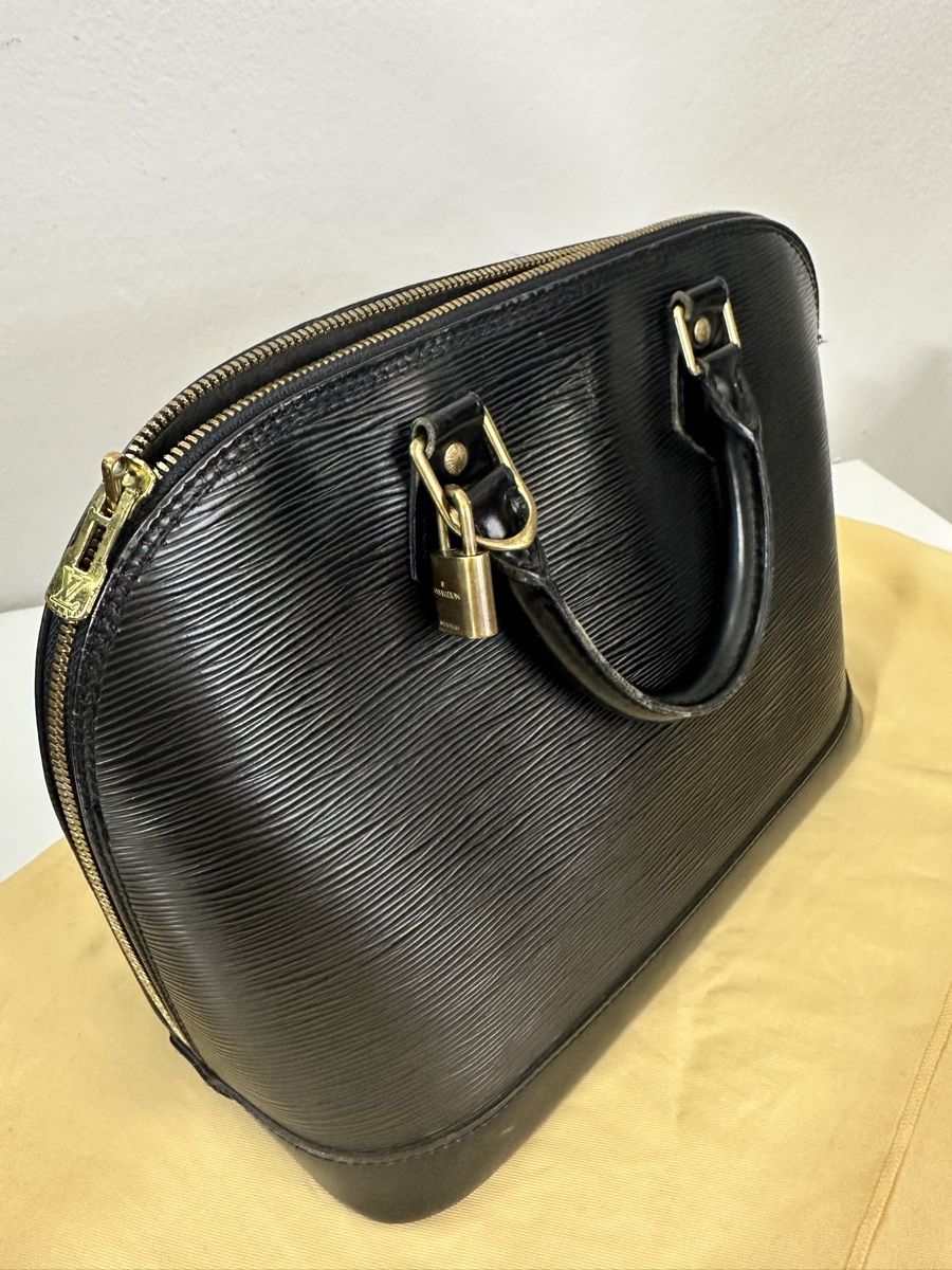 Louis Vuitton Taschen: Louis Vuitton Alma cuir epic – Gebraucht aus Biel/Bienne von fab_66kd 1