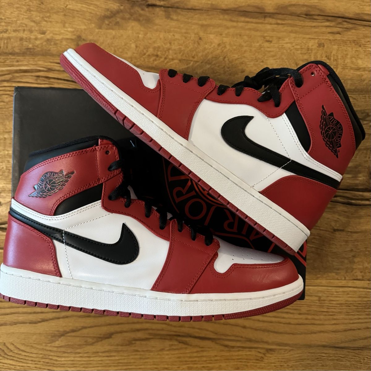 Jordan Herrenschuhe: Air Jordan 1 Retro High - Chicago 2013 – Gebraucht aus Zürich von sell_my_stuff 3